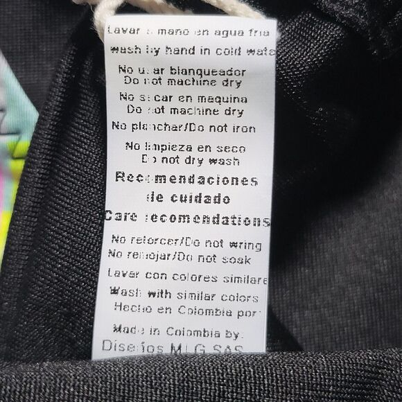 NWT MILONGA Beachwear Yucatan Reversible Halter Lycra Bikini Top‎ Women's Size M - Picture 6 of 6